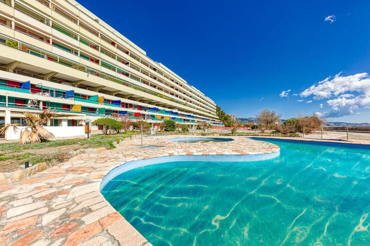 Casaviva - Grazioso Bilocale Sul Mare A Ospedaletti Exterior photo
